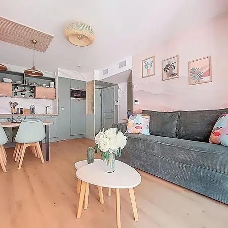 New Beach-2 By Interhome